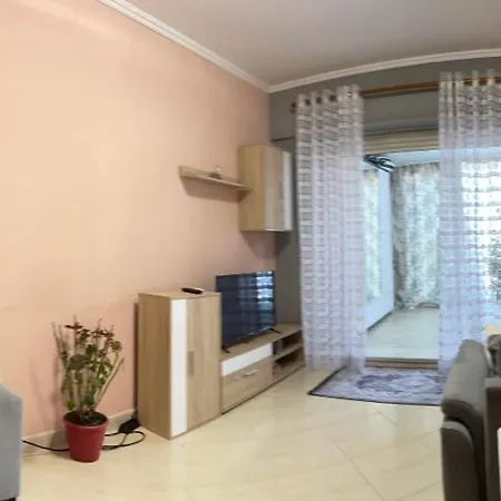 For Rent Apartament 1+1 Komuna E Parisit Near Kristal Center *